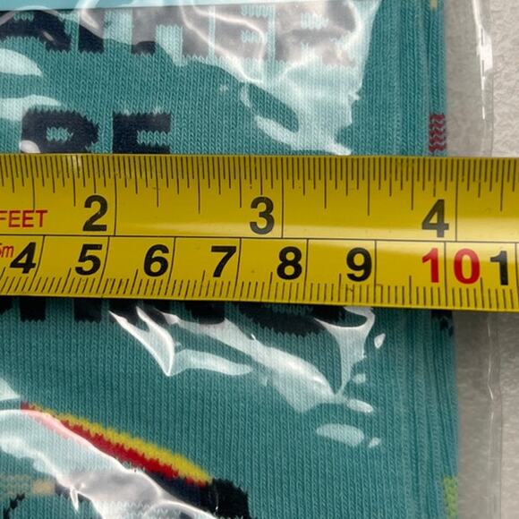 Lavley One Size Fits Most NWT Blue Socks That Speak From The Sole - Picture 4 of 4